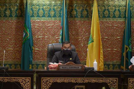 Wagubri Sampaikan Jawaban Atas Pandangan Umum Fraksi Terhadap LKPJ Tahun 2019