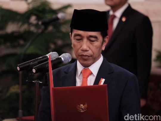Hari Ini, Presiden  Joko Widodo Akan Lantik Enam Menteri Baru 