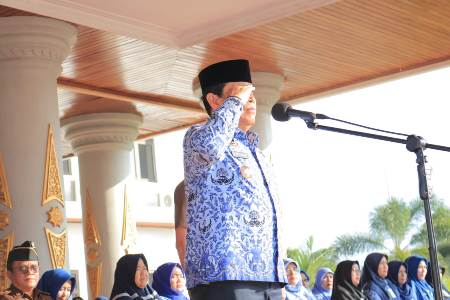 Upacara Peringatan HKN 2020,Bupati Sukiman Berharap ASN Mampu Memberikan Pelayanan yang Maksimal Kepada Masyarakat