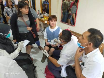 Artis Jemputan Luar Negeri Perayaan Imlek di Bengkalis Periksa Diskes Antisipasi Caronavirus