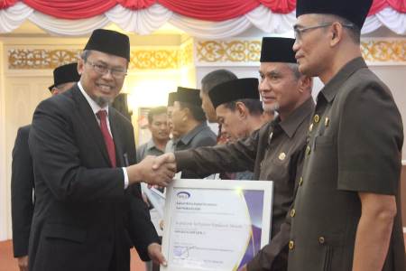 Wabup Said Hasyim Hadiri Pengukuhan Perwakilan BPKP Riau Sekaligus Terima Sertifikat APIP Level 3