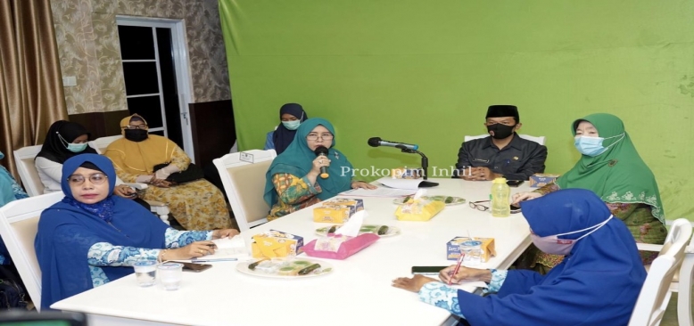 Bunda PAUD Hi.Zulaikhah Wardan Sebagai Narasumber Webinar Inhil Daring Gemilang