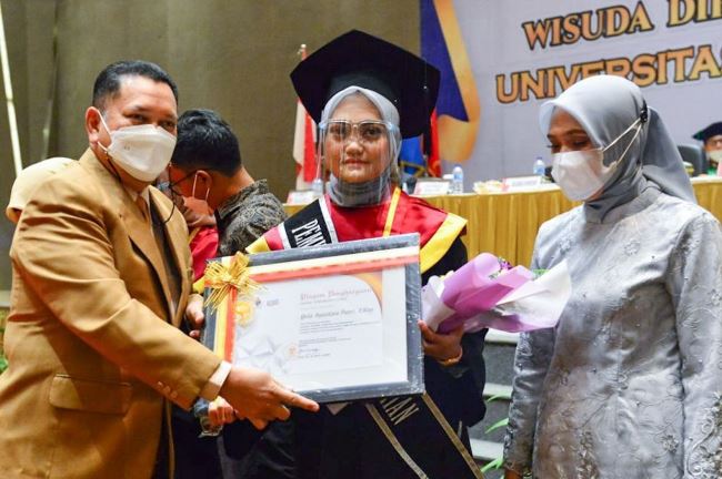 Asisten III Setdaprov Riau Hadiri Sidang Senat Terbuka Sampena Dies Natalis V Universitas Pahlawan Tuanku Tambusai