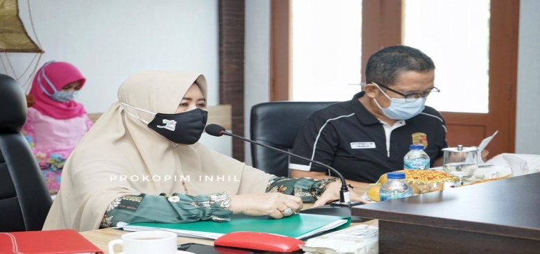  Ketua FKKS Hj.Zulaikhah Wardan Pimpin Pertemuan Bersama Seluruh Pengurus