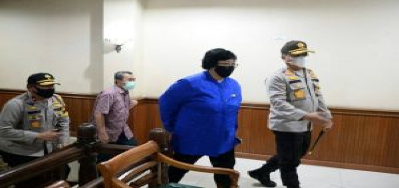 Disambut Gubri dan Kapolda, Menteri LHK Konfirmasi Penanganan Karhutla di Riau 