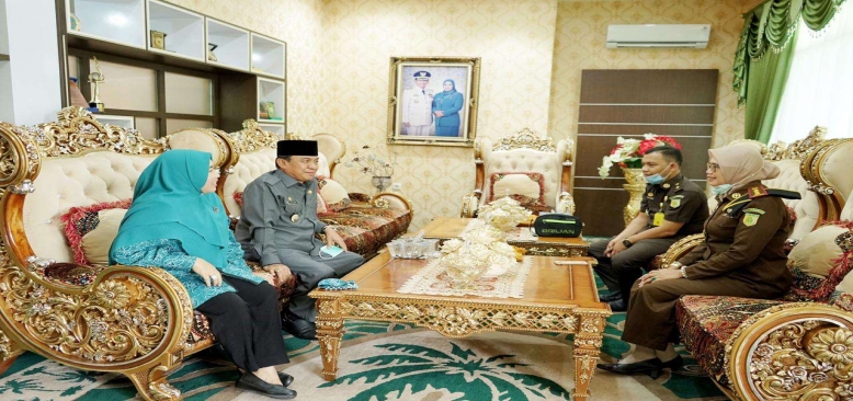 Bupati HM.Wardan Terima Kunjungan Kejari Tembilahan yang Baru