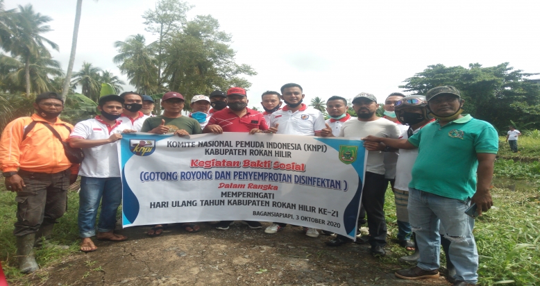 Sambut Hut Rohil Ke-21, KNPI Dan DLH Gelar Goro Bersama