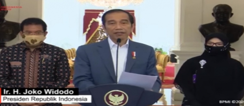 Bupati Rohul dapat penghargaan dari Presiden