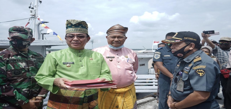Export Perdana Melalui Pelabuhan Parit 21 Tembilahan. 