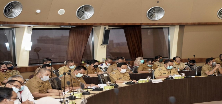 Bupati Inhil HM.Wardan Ikuti Rapat Percepatan Pembangunan Tol Sumatera