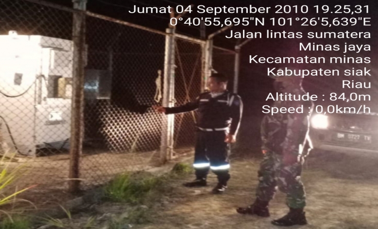 Patroli Malam Babinsa Kodim 0303/Bengkalis Koramil 09/Minas Bersama PT CPI di Areal 2 Minas Fiald