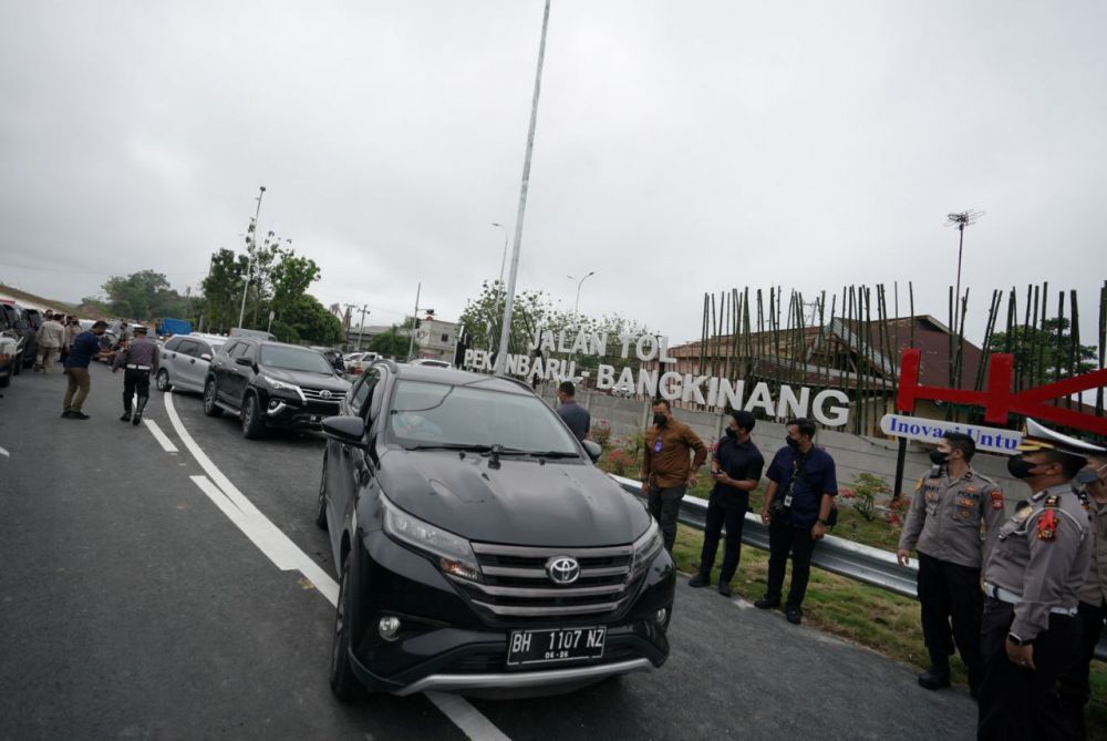 Hari Pertama di Buka 1.028 Kendaraan Lewati Tol Pekanbaru- Bangkinang 