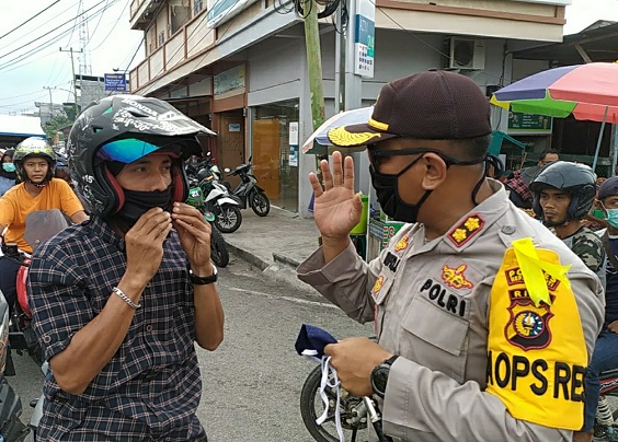 Bupati Irwan Lantik Bambang Supriyanto Sebagai Penjabat Sekda Meranti