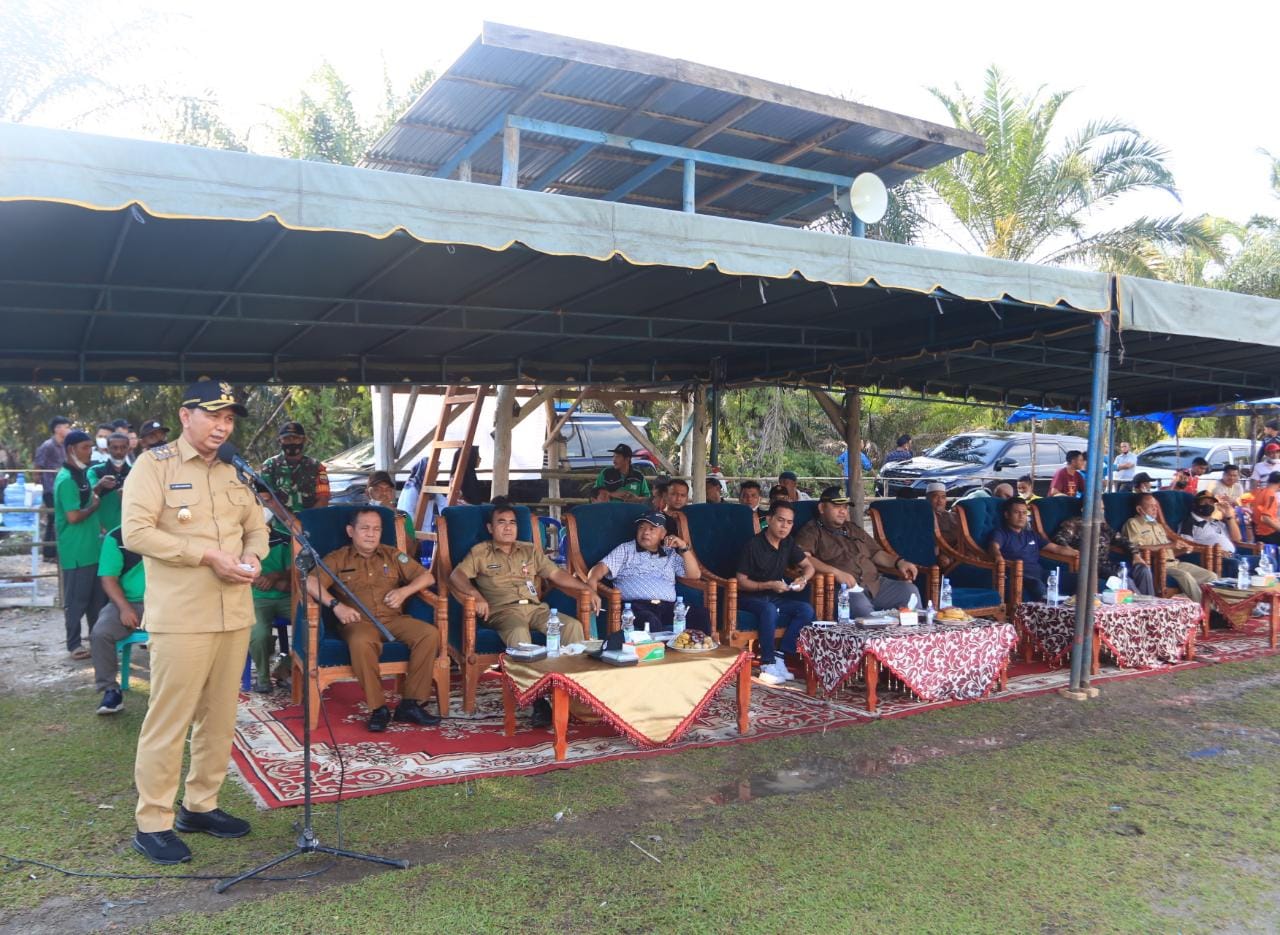 Jaga  Sportifitas Bermain, Wabup  Rokan Hulu H.Indra Gunawan Siapkan Hadiah Pemenang Kedua