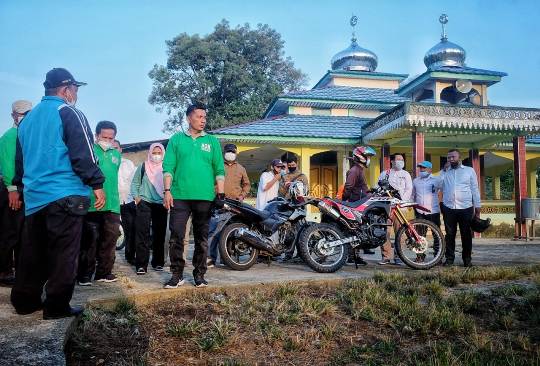 Pantau Langsung Kondisi Infrastruktur,  Bupati H.M Adil Touring Bersama OPD di 4 Kecamatan