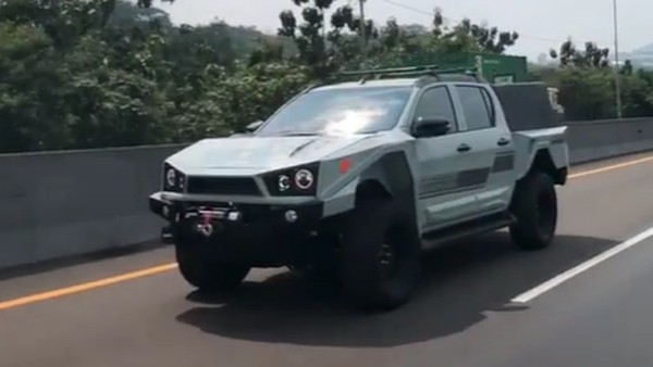 Pindad Siapkan Varian Double Cabin