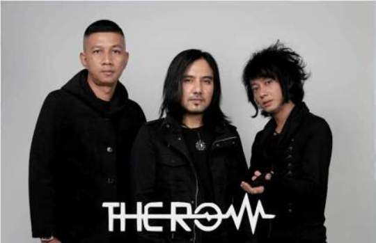 The Row Rilis Lagu Rock Era Milenial