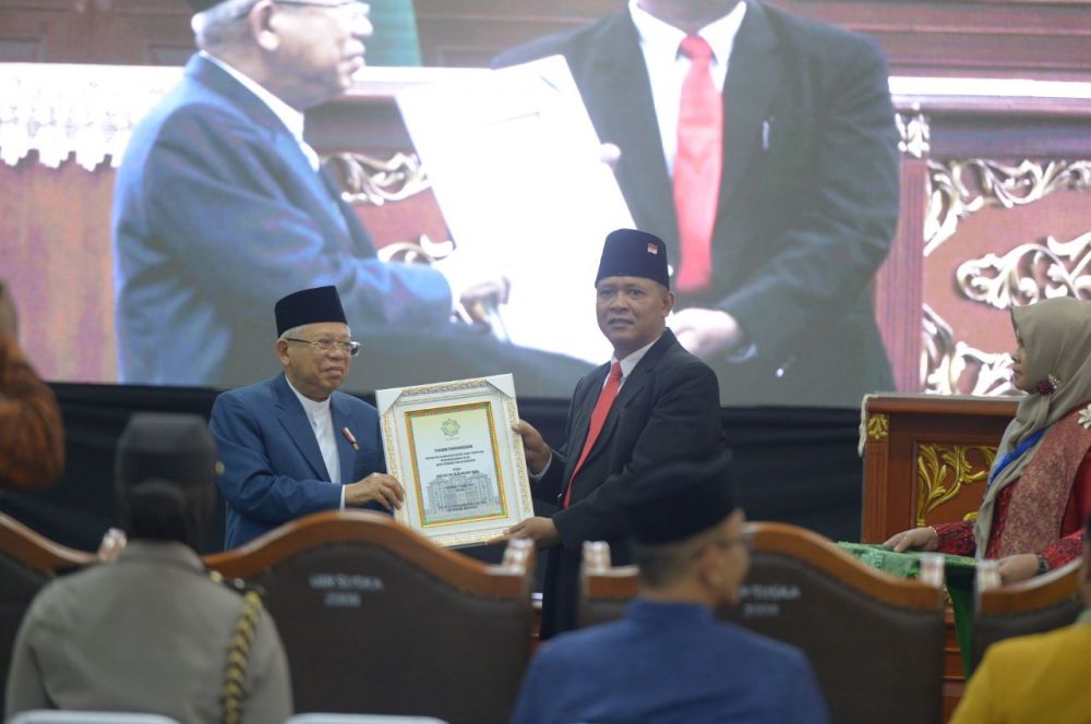 Wapres di Nobatkan Bapak Ekonomi Syariah 